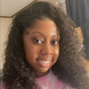 Meet your Posher, Victoria